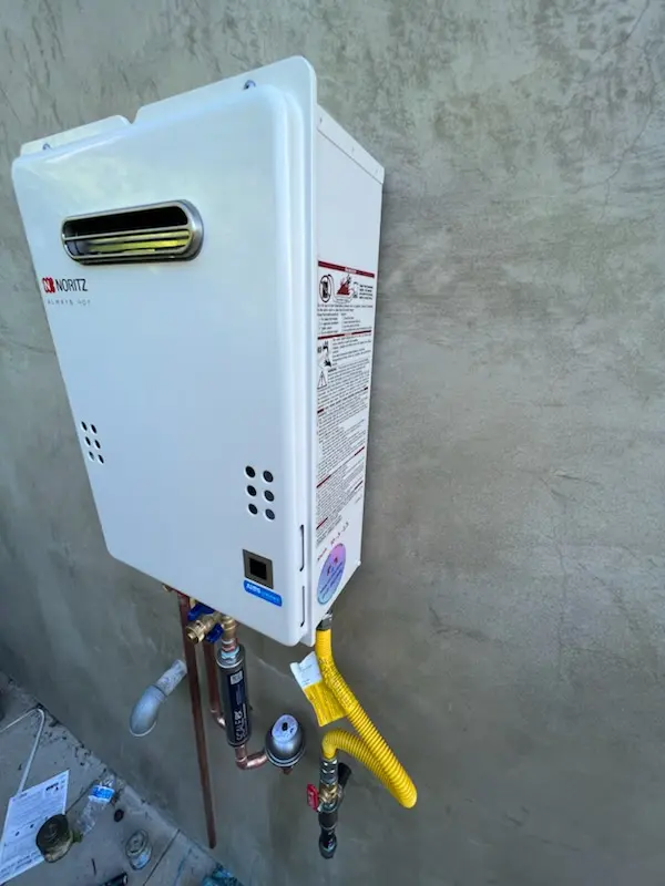Tankless water heater installation for Livonia homes
